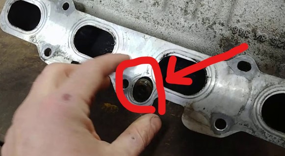 LNF 2.0T PCV (12589440)