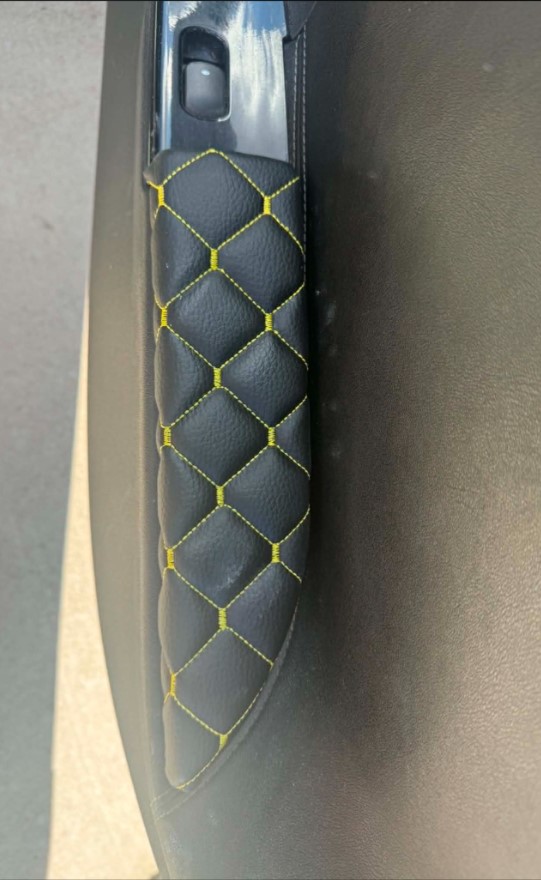 Pontiac Solstice Padded Arm Rest